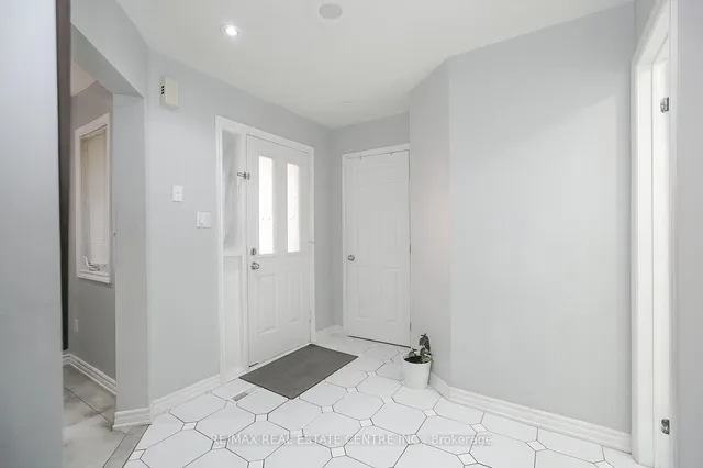 Additional image 3 of 5600 Cortina Cres