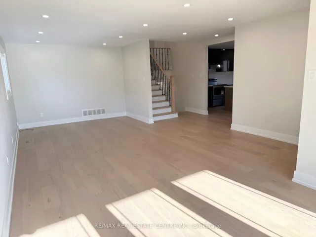 Additional image 5 of 1215 Larny Crt