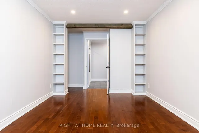 Additional image 3 of 220 O'donoghue Ave