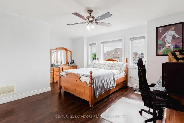 Additional image 27 of 19 OXTAIL Lane