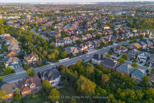 Additional image 50 of 29 EIffel Blvd