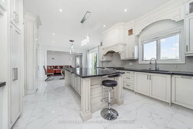 Additional image 18 of 21 Bowman Ave