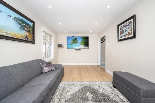 Additional image 18 of 8 Twin Pines Cres