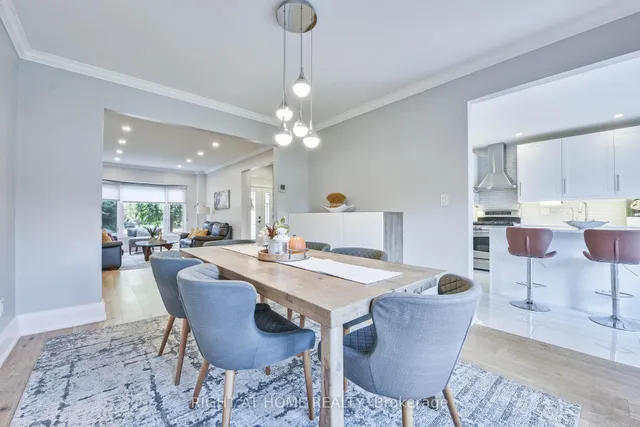 Additional image 12 of 1517 Queensbury Cres