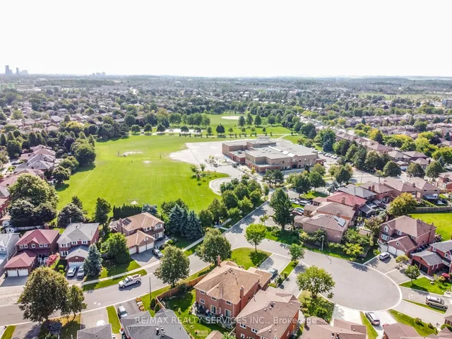 Additional image 48 of 10 St Mark Pl