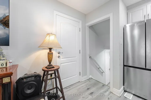Additional image 37 of 34 windermere Crt