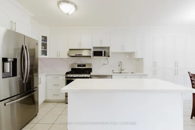 Additional image 10 of 19 OXTAIL Lane