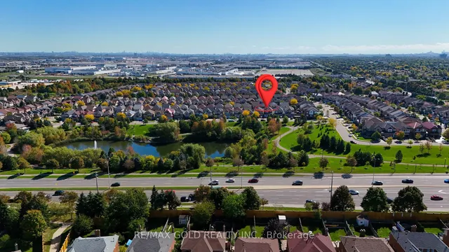 Additional image 49 of 48 Fountainview Way