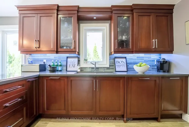 Additional image 9 of 11 Morrison Creek Cres