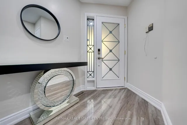 Additional image 3 of 37 Pebblestone Circ