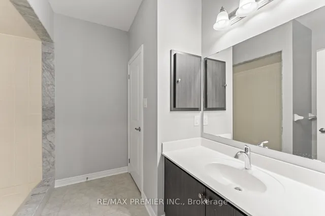 Additional image 32 of 71 Hoey Cres