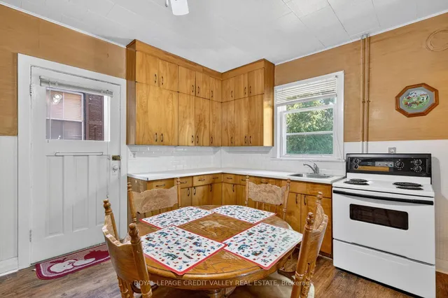 Additional image 14 of 34 Joseph St