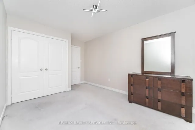 Additional image 28 of 3 Napoleon Cres