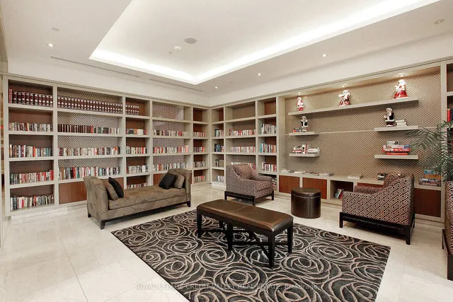 Additional image 36 of 100 John St Unit 2601