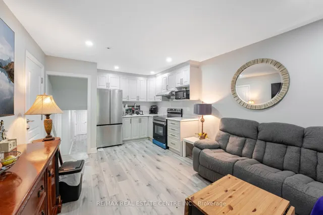 Additional image 32 of 34 windermere Crt