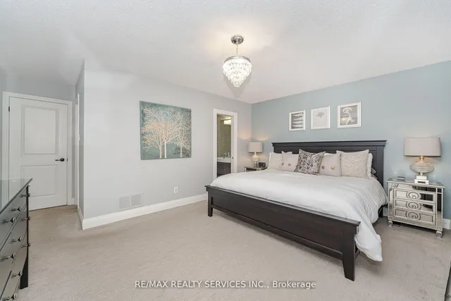 Additional image 18 of 33 Carnforth Dr