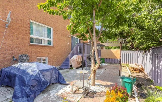 Additional image 47 of 5 Farthingale Cres