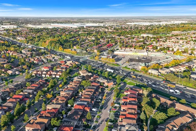 Additional image 40 of 67 Wildercroft Ave