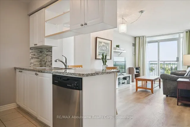 Additional image 8 of 2325 Central Park Dr Unit 805