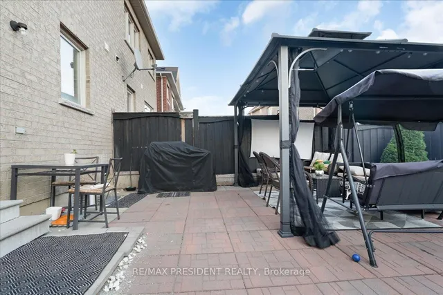 Additional image 46 of 56 Natronia Tr