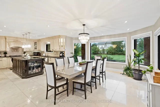 Additional image 15 of 8 Evergreen Ave