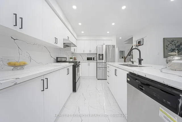 Additional image 16 of 56 Cadillac Cres