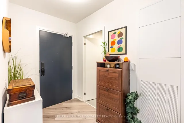 Additional image 10 of 395 Dundas St Unit 537