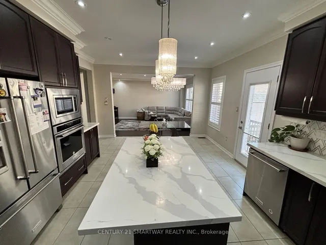 Additional image 10 of 25 Bucksaw St