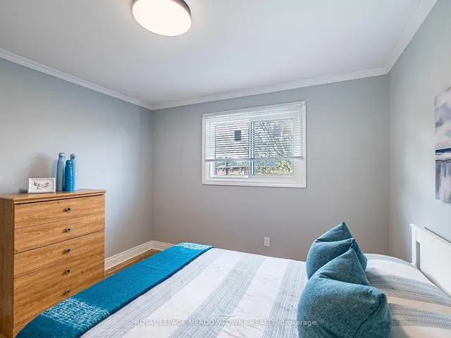 Additional image 31 of 117 Fairglen Ave