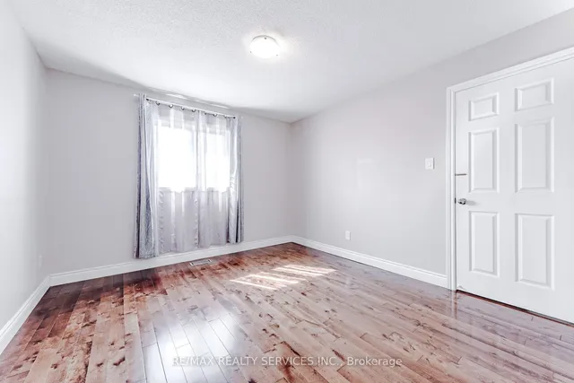 Additional image 36 of 10 St Mark Pl