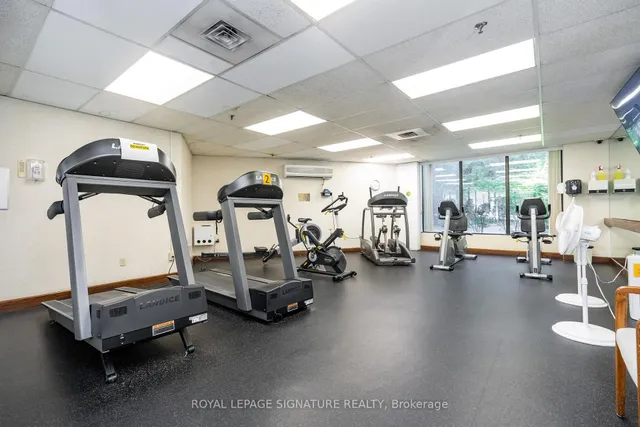 Additional image 32 of 22 Hanover Rd Unit 407