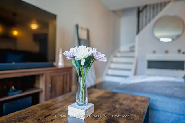 Additional image 18 of 1624 Bloor St Unit 61