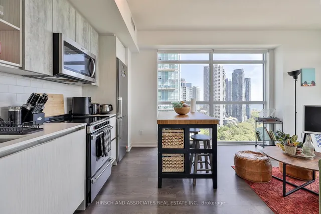 Additional image 12 of 251 Manitoba St Unit 2004