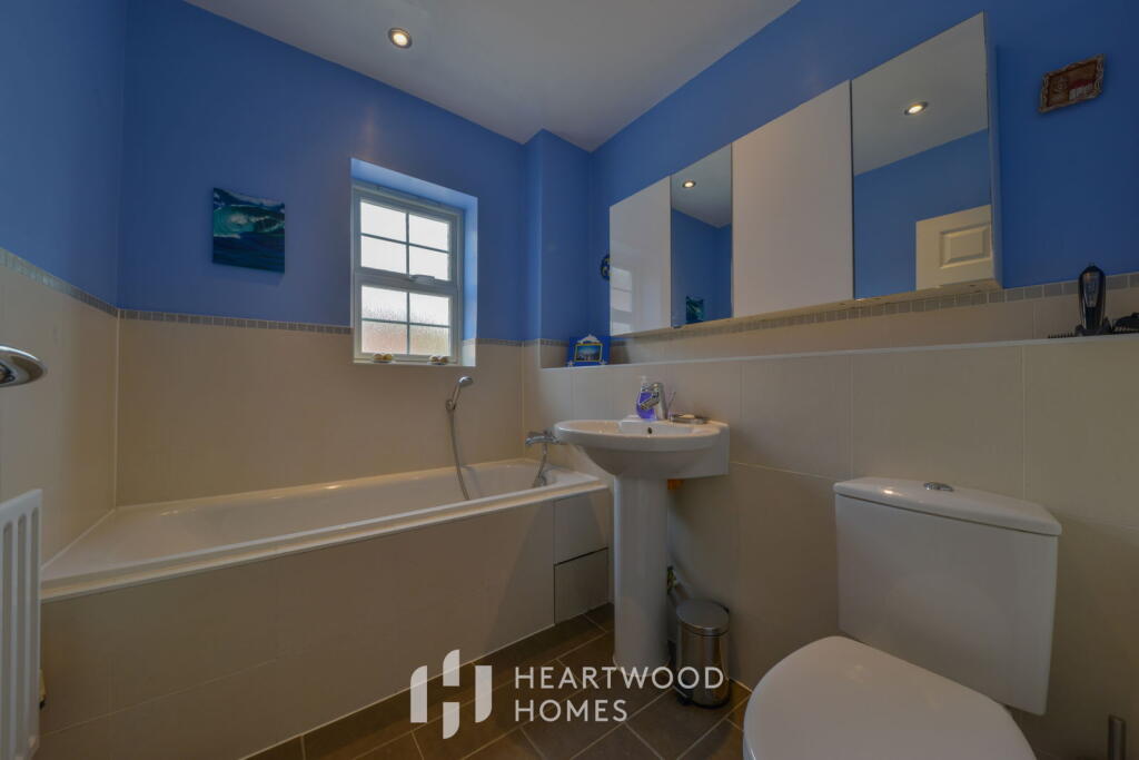 Additional image 20 of Beningfield Drive, London Colney, St. Albans, AL2 1UX