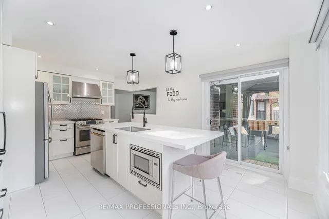 Additional image 16 of 102 Tanager Sq