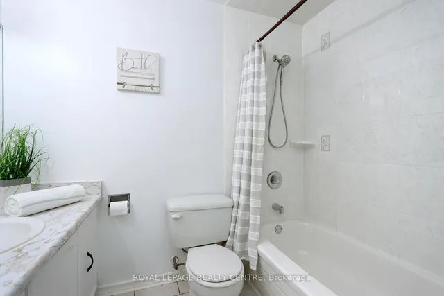 Additional image 30 of 1055 Dundas St Unit 183