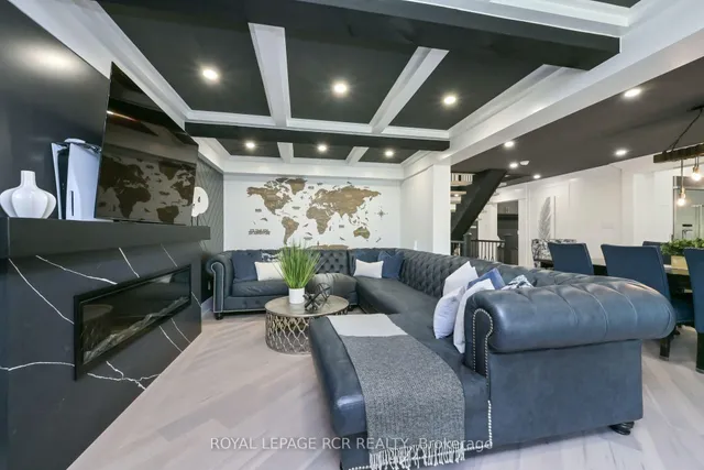 Additional image 12 of 26 Christie Dr