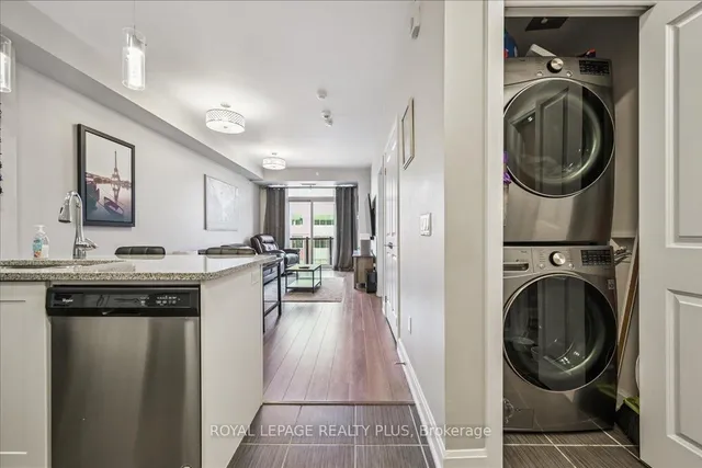 Additional image 10 of 216 Oak Park Blvd Unit 414