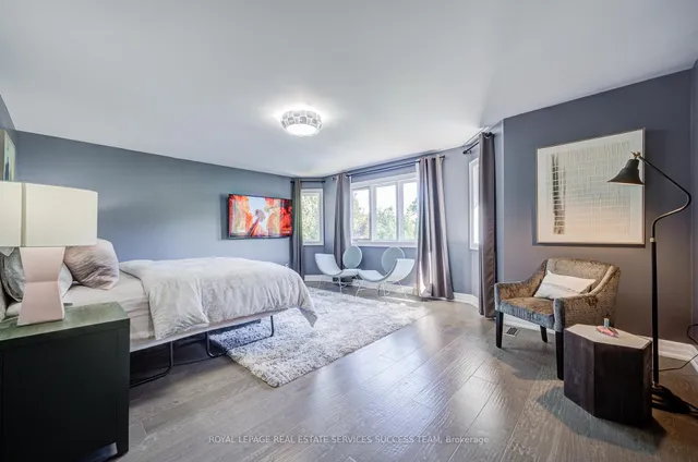 Additional image 19 of 1378 Bayshire Dr