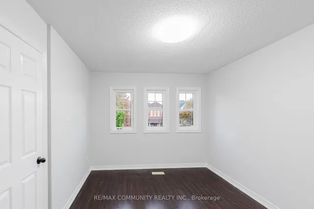Additional image 28 of 26 Ashdale Rd