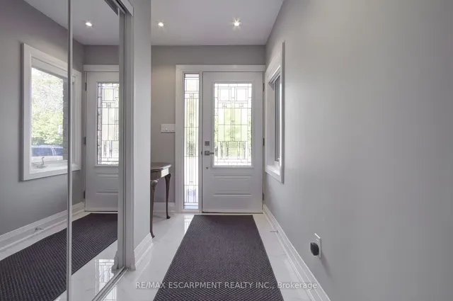 Additional image 4 of 214 Ross Lane