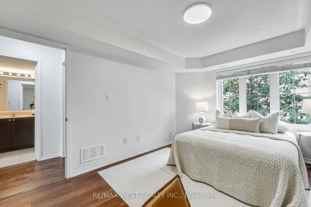 Additional image 18 of 15 Hays Blvd Unit 12