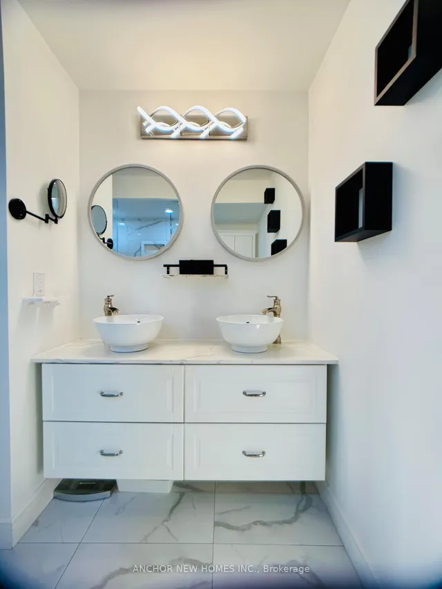 Additional image 26 of 85 Ozner Crt