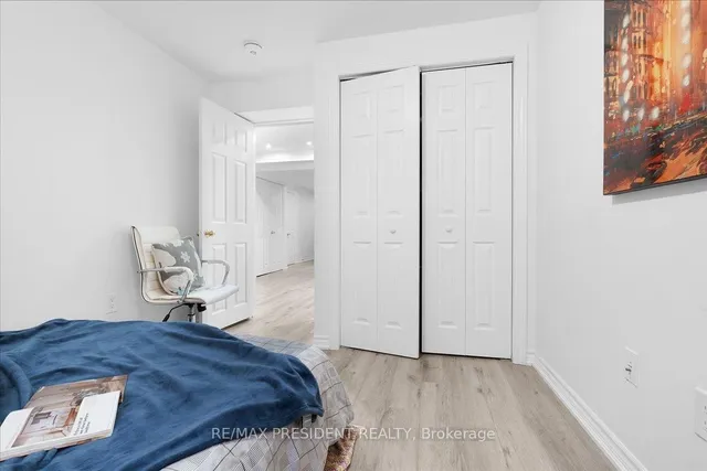 Additional image 43 of 56 Natronia Tr