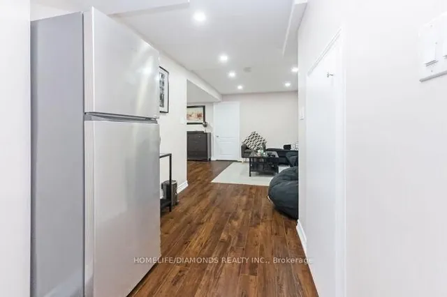 Additional image 37 of 4 FOLIAGE Dr