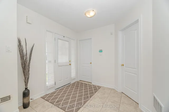 Additional image 8 of 2 Shiraz Dr Unit 114