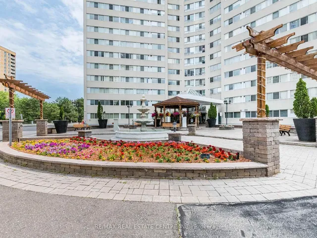 Additional image 2 of 3695 Kaneff Cres Unit 211