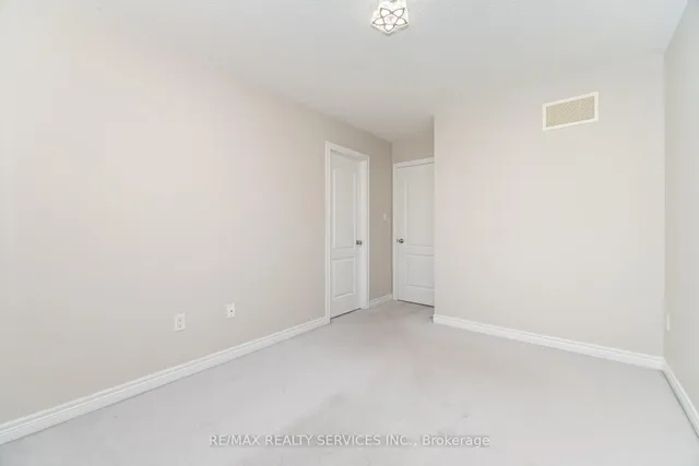 Additional image 27 of 3 Napoleon Cres