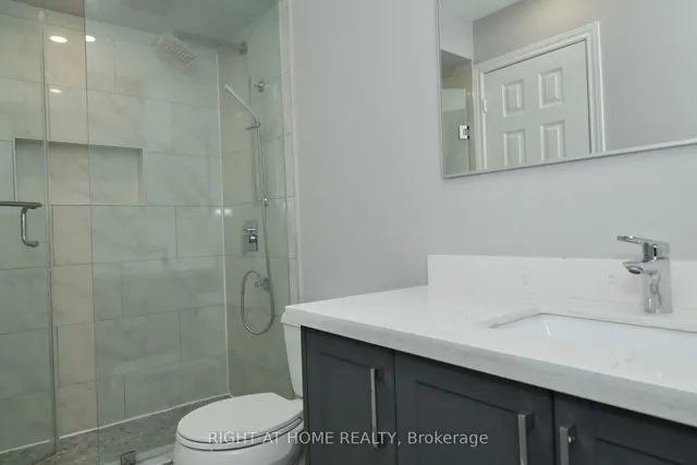 Additional image 28 of 15 Krakow St