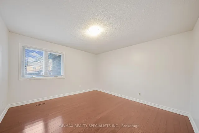 Additional image 19 of 24 Whitmore Crt